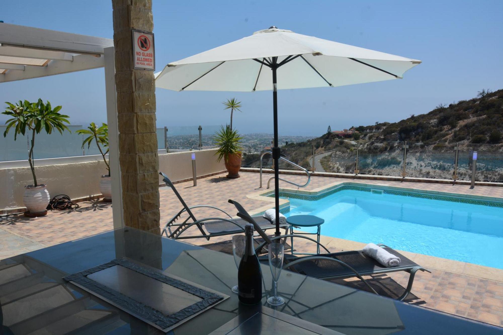 Villa Ocean Breeze Peyia Luaran gambar