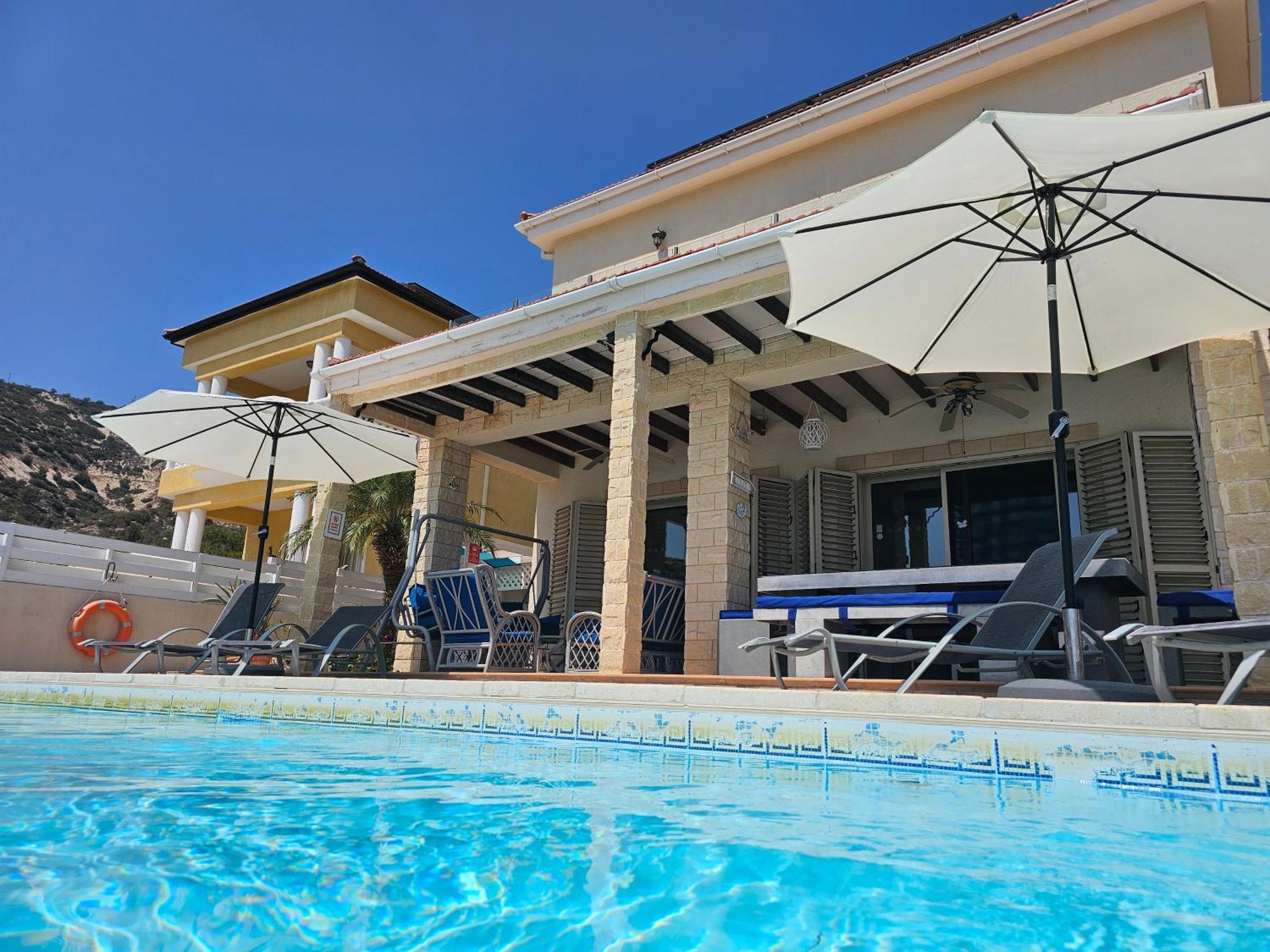 Villa Ocean Breeze Peyia Luaran gambar