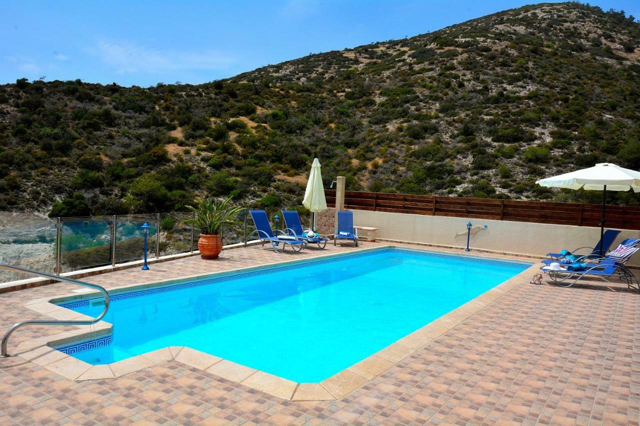 Villa Ocean Breeze Peyia Luaran gambar