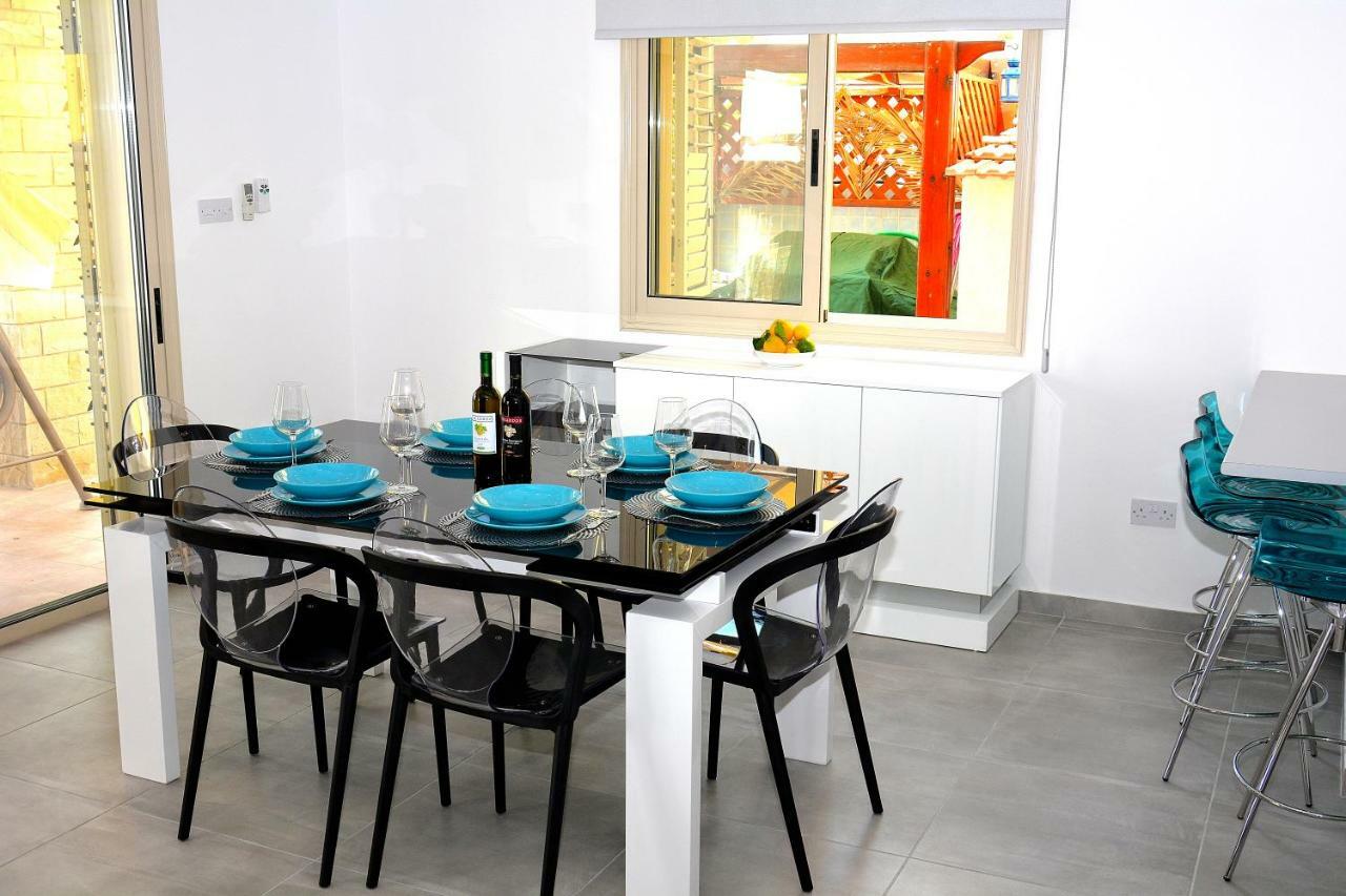 Villa Ocean Breeze Peyia Luaran gambar