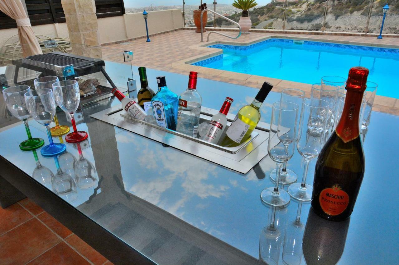 Villa Ocean Breeze Peyia Luaran gambar